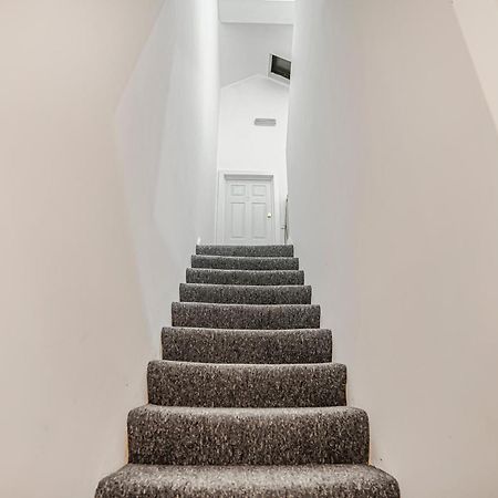 Modern Apartments London With Free Wifi Exterior photo