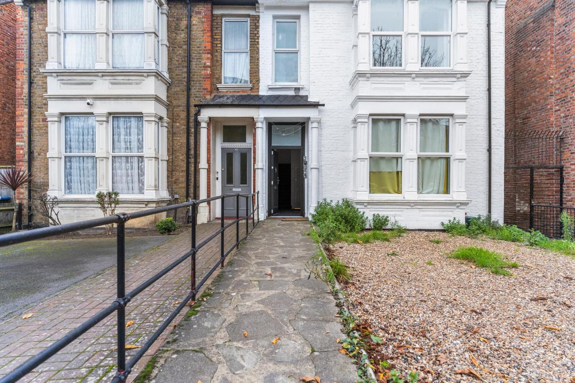 Modern Apartments London With Free Wifi Exterior photo