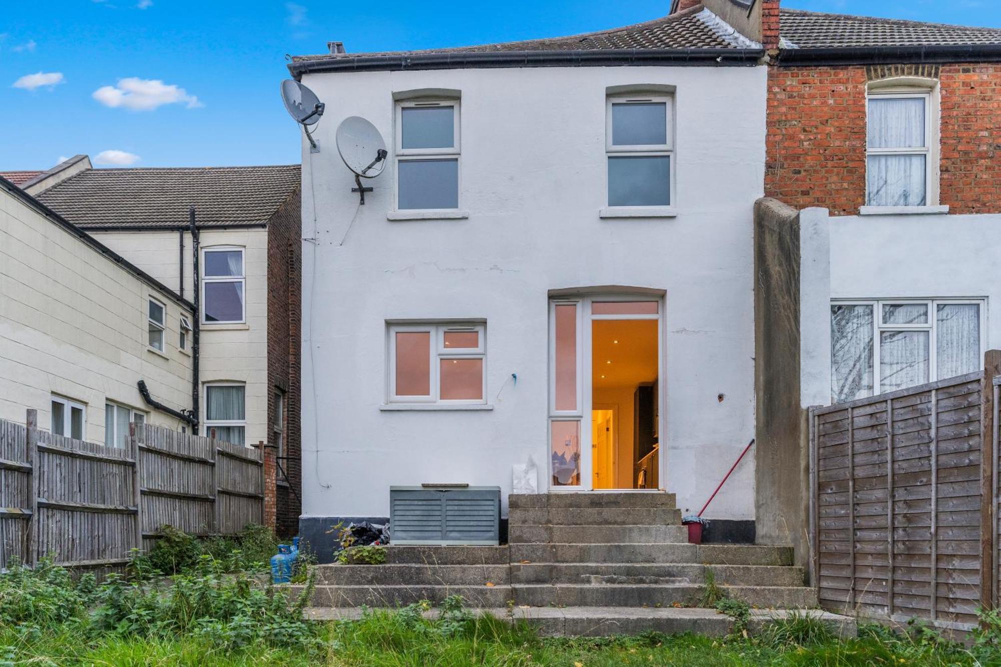Modern Apartments London With Free Wifi Exterior photo